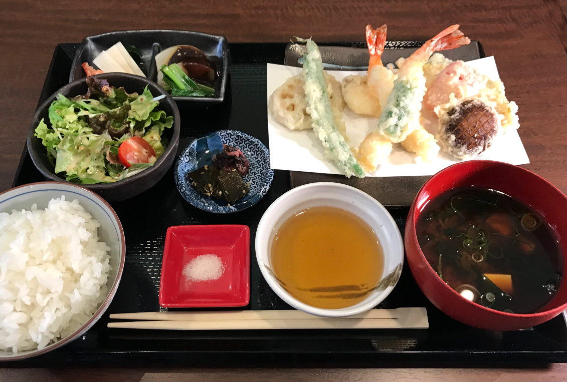 一番人気の「天ぷら定食・空」1,150円（税込）