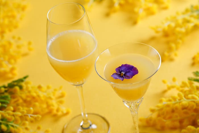 【スカイバートップ・オブ・ザ・クリスタル】左から「Happy MIMOSA」2,500円、「Happy CINDERELLA」1,500円（各税込）