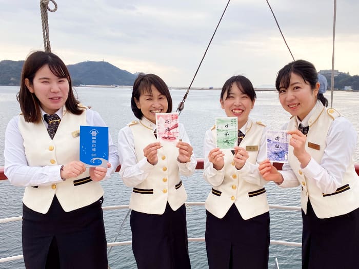 淡路島で販売される御船印は3種類 「船印帳」に貼り付けて集めます