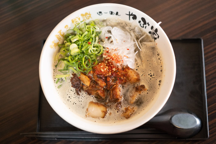 「黒鶏こつ麺」1,012円（税込）