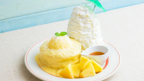 Eggs ’n Things　初夏にぴったりな「トロピカルパインパンケーキ」神戸市中央区・西宮市