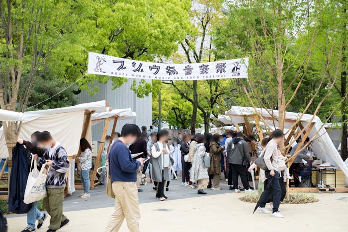 「神戸コレクション2023」現地レポ　神戸市中央区 [画像]