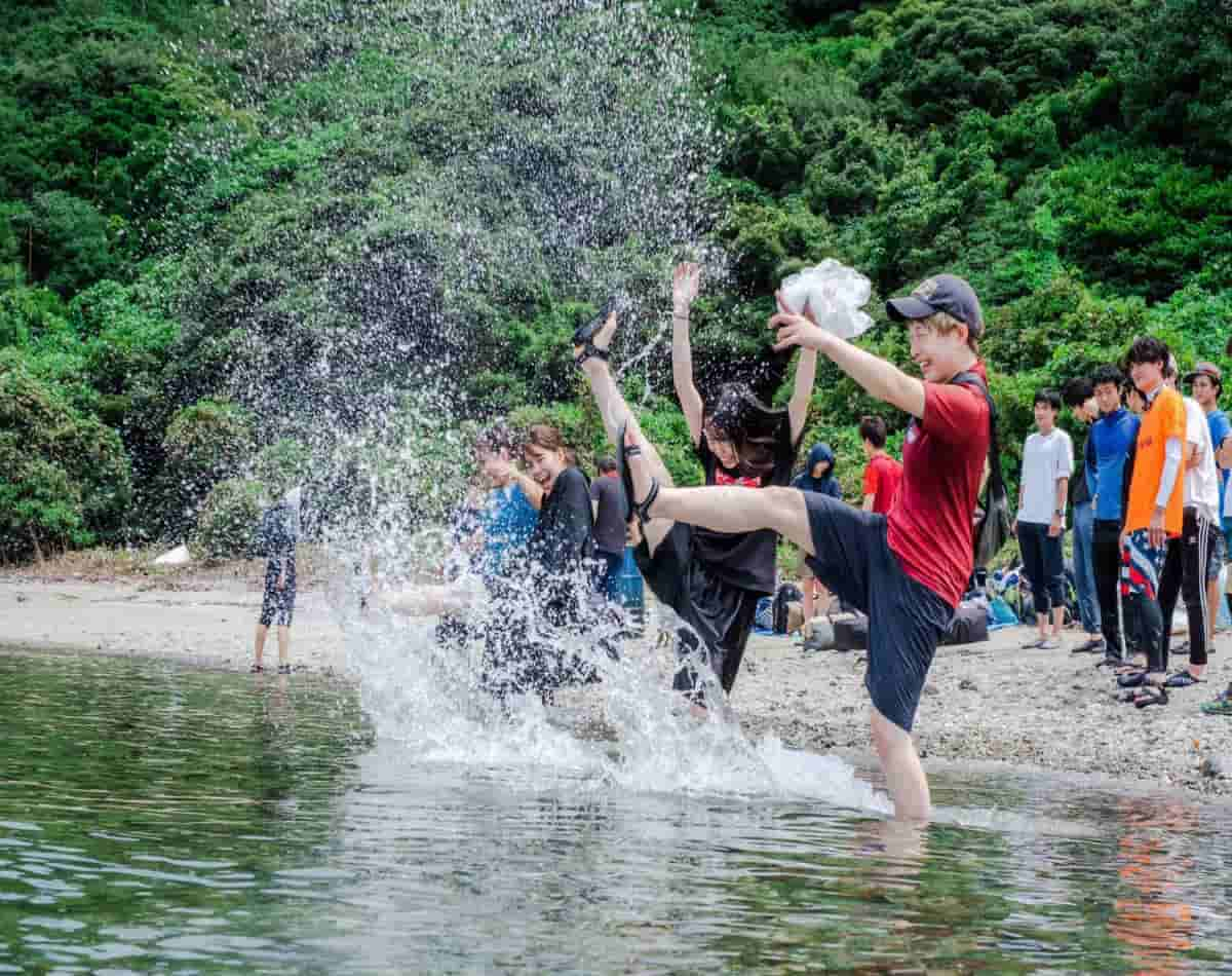 みんなで水遊び