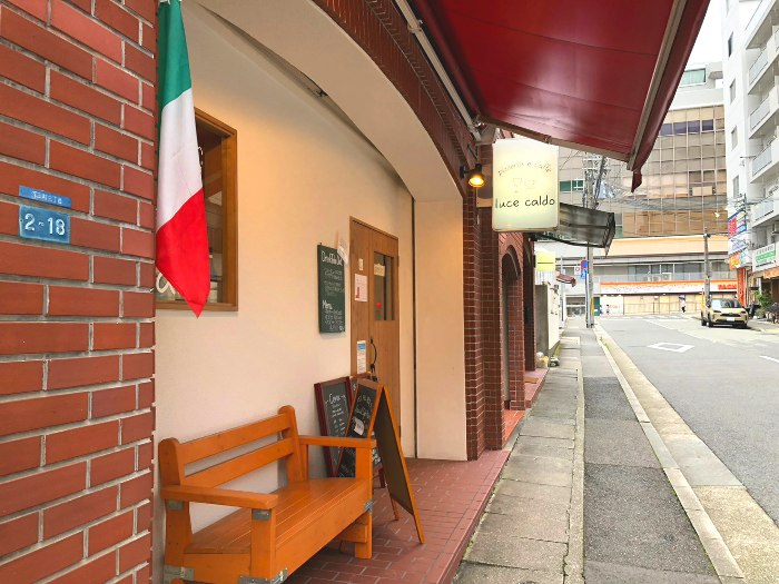 六甲道駅徒歩2分で落ち着いた雰囲気のエリアにお店があります