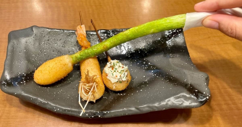 『舞子 串の助』で驚くほど“軽い”串カツを食べてきました　神戸市垂水区
