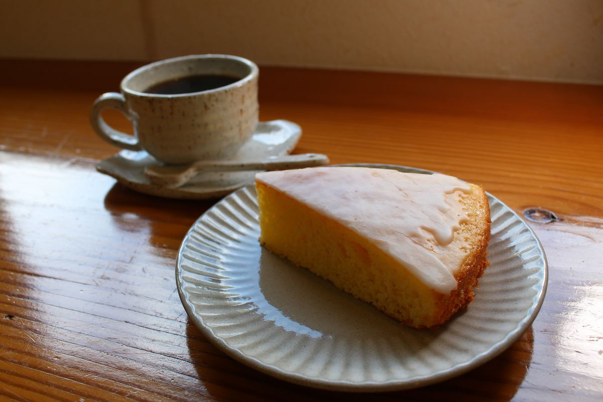 ケーキセット500円（税込）※食事をされた方限定珈琲は成田珈琲の鑑定士が厳選したものを独自にブレンドしているそうで、酸味があってケーキによく合います。