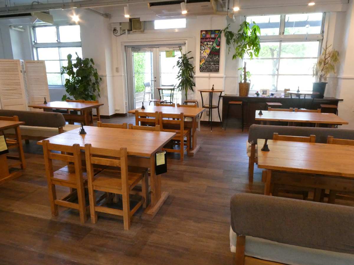 廃校跡地をリノベーション『なないろカフェ』で絶品「ローストビーフランチ」を食べてきました　尼崎市 [画像]
