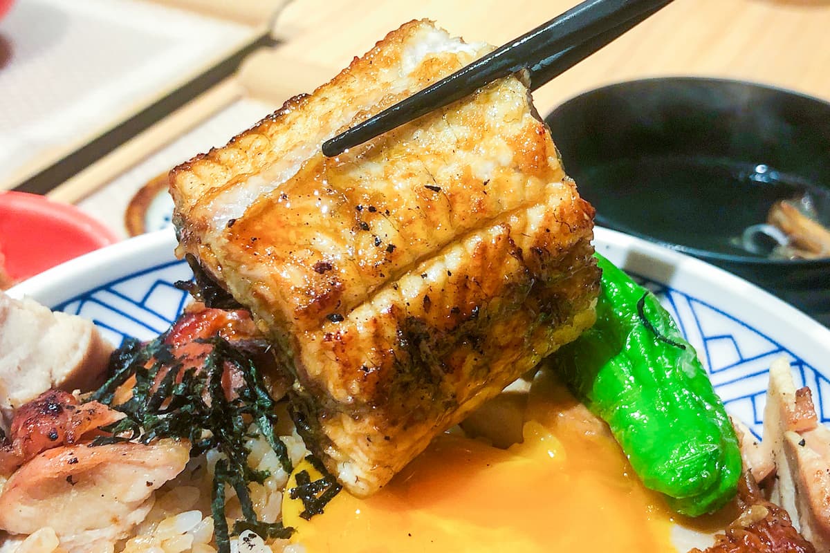 さんちかの『うな串 焼き鳥 う福三宮』で「うな重」を食べてきました　神戸市中央区 [画像]