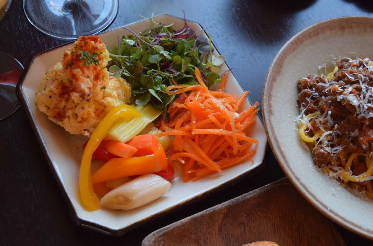 西明石の『SakeWine食堂trois（トロワ）』で美味しいお酒と料理を楽しんできました　明石市 [画像]