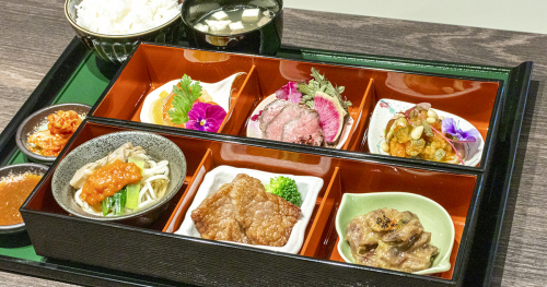 三宮の『焼肉 やまかん亭』で 「玉手箱ランチ」を食べてきました　神戸市