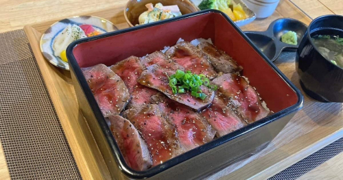 飾磨駅近くの『肉ダイニングよしやま』で心もお腹も満たしてきました　姫路市