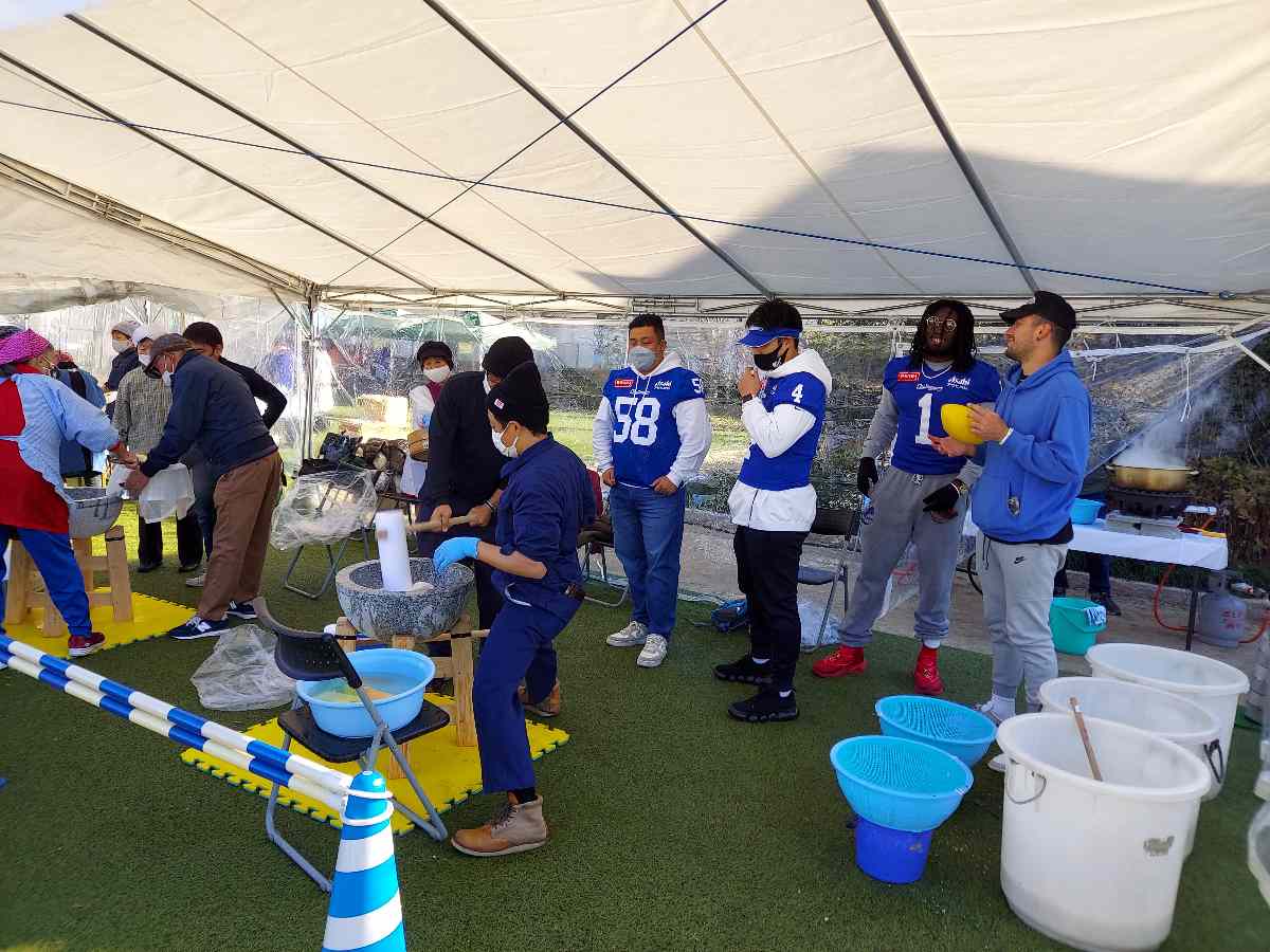 尼崎城址公園で「中央地区まつり～もちつきふれあい広場～」開催　 [画像]