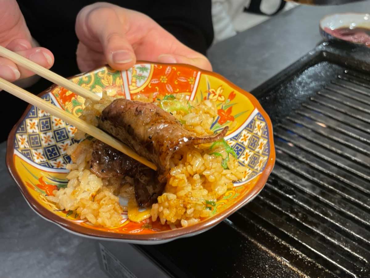 みゆき通り商店街にオープンした『焼肉　裏松』でA5ランクのお肉を堪能　姫路市 [画像]