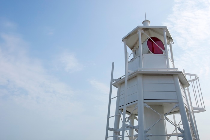 神戸メリケンパークオリエンタルホテルに建つ公式灯台の一般公開 神戸市 [画像]