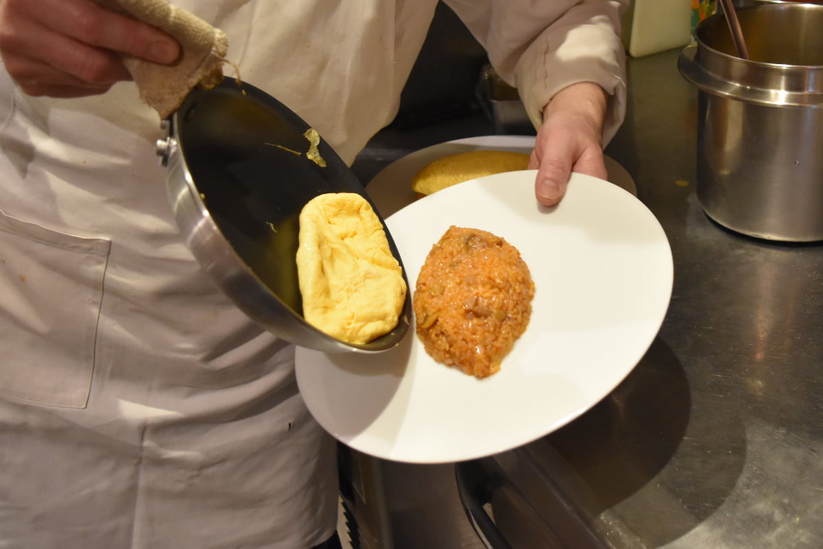 元町の人気洋食店『L&#039;Ami（ラミ）』でふわふわ玉子のオムライスを実食してきました　神戸市 [画像]