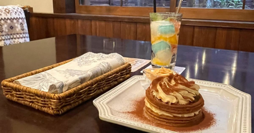 有馬温泉の湯本坂にある「MITSUMORI CAFE（三津森本舗）」で炭酸煎餅ティラミスを食べてきました 神戸市