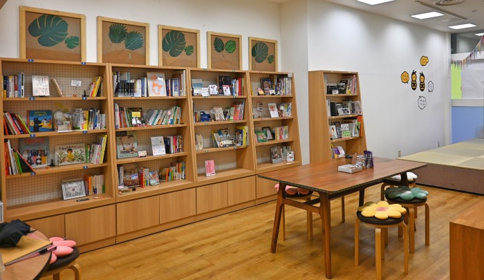 フローラ88にオープンした図書館『88文庫』に行ってきました　三田市 [画像]