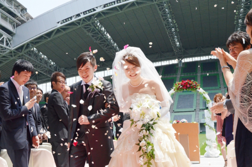 元なでしこJAPAN川上直子さん来場『INAC神戸レオネッサコラボ企画　スタジアム結婚式イベント』