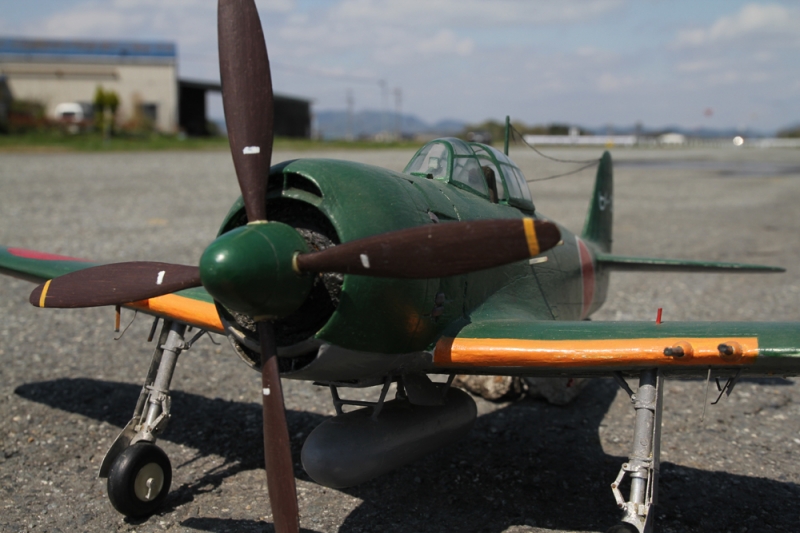 日本海軍最後の戦闘機“紫電改”『加西・鶉野（うずらの）飛行場展』　神戸市中央区 [画像]