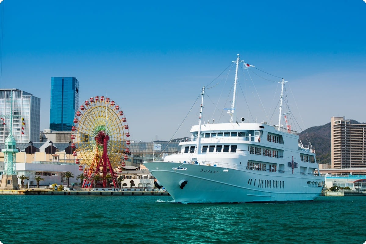 レストランクルーズ船コンチェルトで「いちごスイーツビュッフェ」を開催　神戸市 [画像]