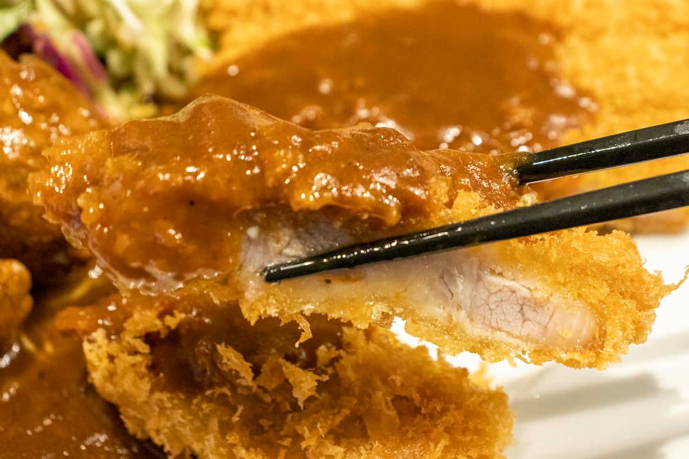 三宮の『Bistro RED BRICK』で煮込みハンバーグの洋食ランチを楽しみました　神戸市 [画像]