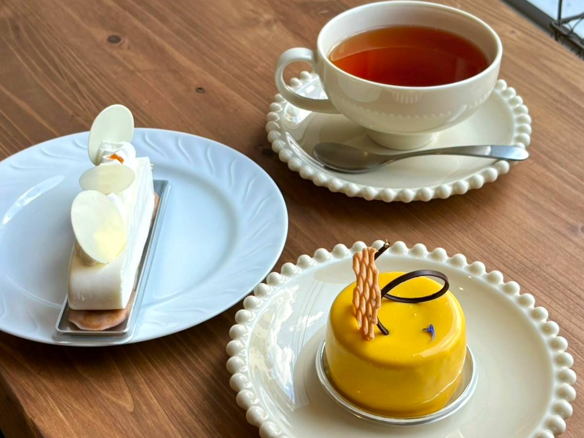 六甲にオープンした『pâtisserie BLEUETTA（パティスリー・ブルエッタ）』でチーズケーキ2種類を実食　神戸市 [画像]