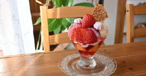 上相野にあるカフェ『cafe Tubu（カフェ ツブ）』が旬の苺をたっぷり使ったスイーツを発売　三田市