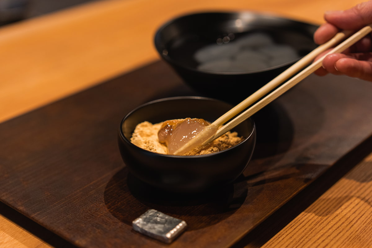 神戸元町に日本茶と和菓子の「甘味処かゑで」ニューオープン　神戸市 [画像]