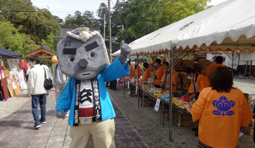 中嶋神社で「春の菓子祭（橘菓祭）」開催　豊岡市