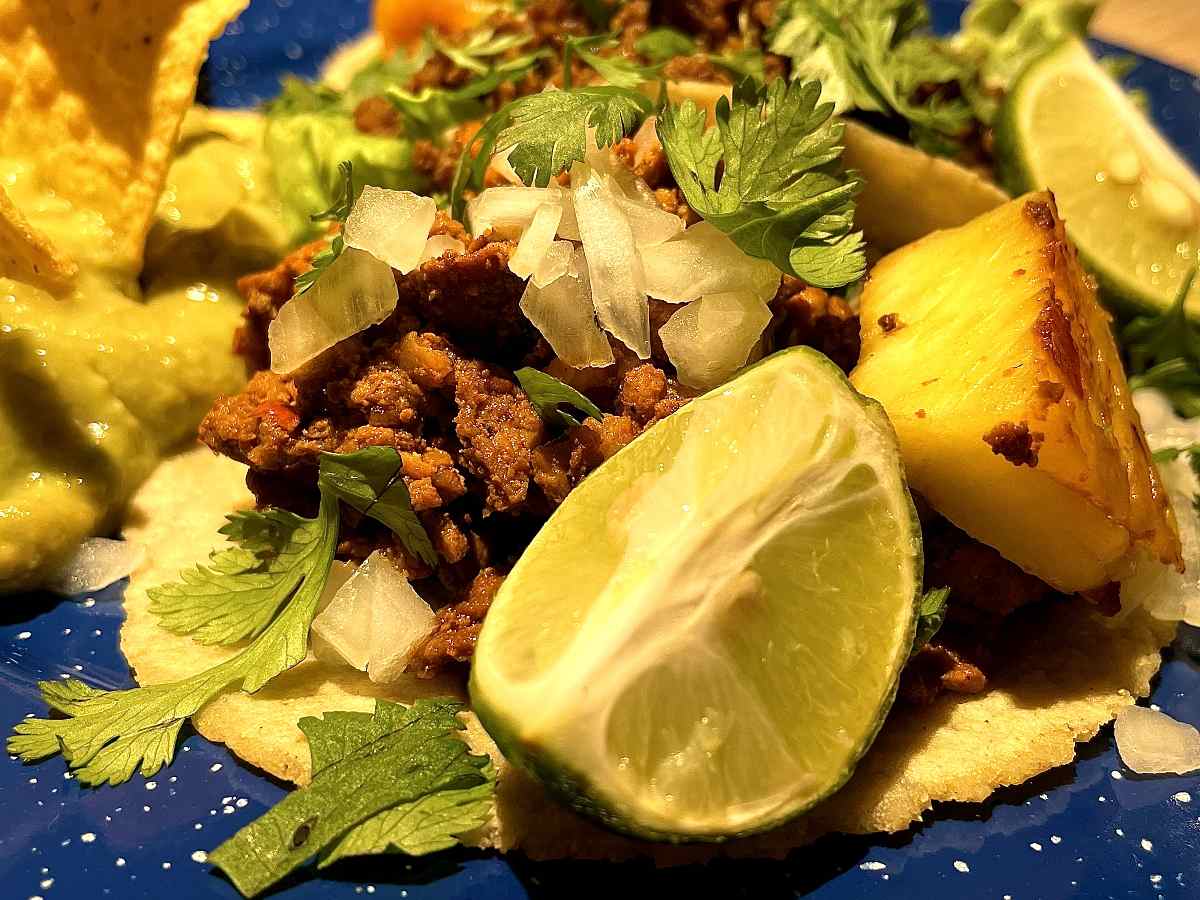 「パストール」メキシコでもよく食べられる定番のタコス