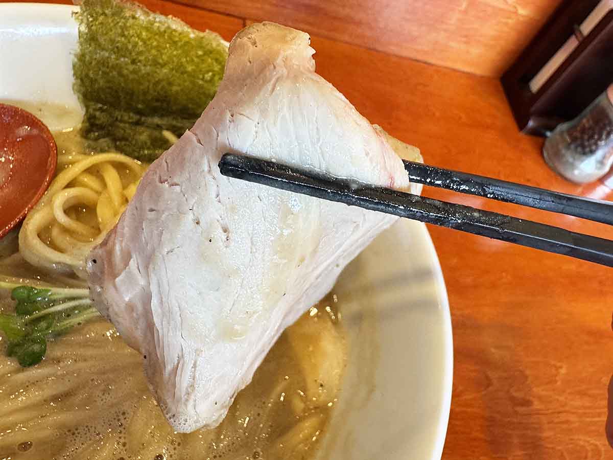 圧倒的な鶏の旨み！『宝麺 えびす丸』の店主がようやくたどり着いた渾身の濃厚鶏白湯 宝塚市 [画像]