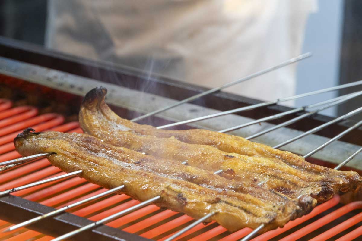 4月26日にオープンした『うなぎ四代目菊川』で名物「一本ひつまぶし」を食べてきました　神戸市 [画像]