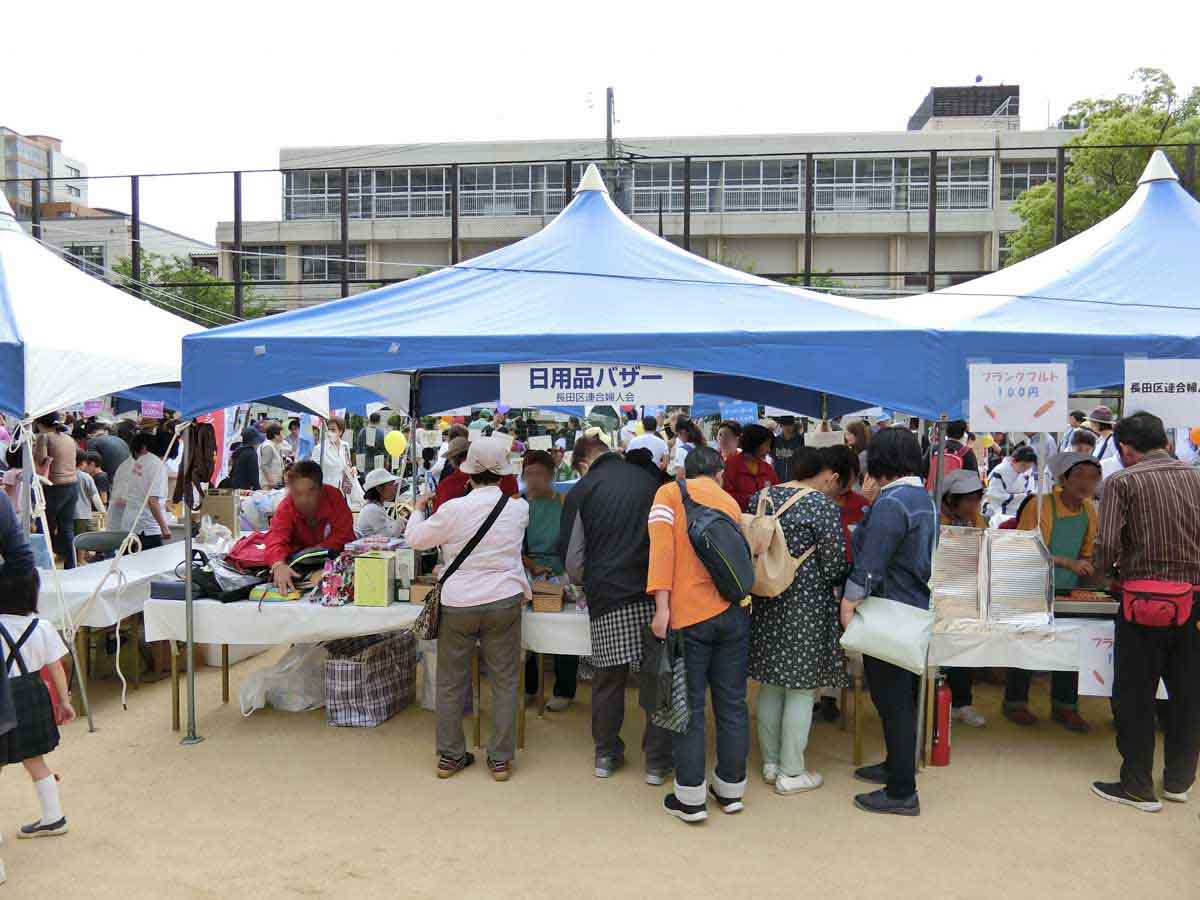 鉄人28号前で「神戸まつり長田フェスティバル」開催　神戸市　 [画像]