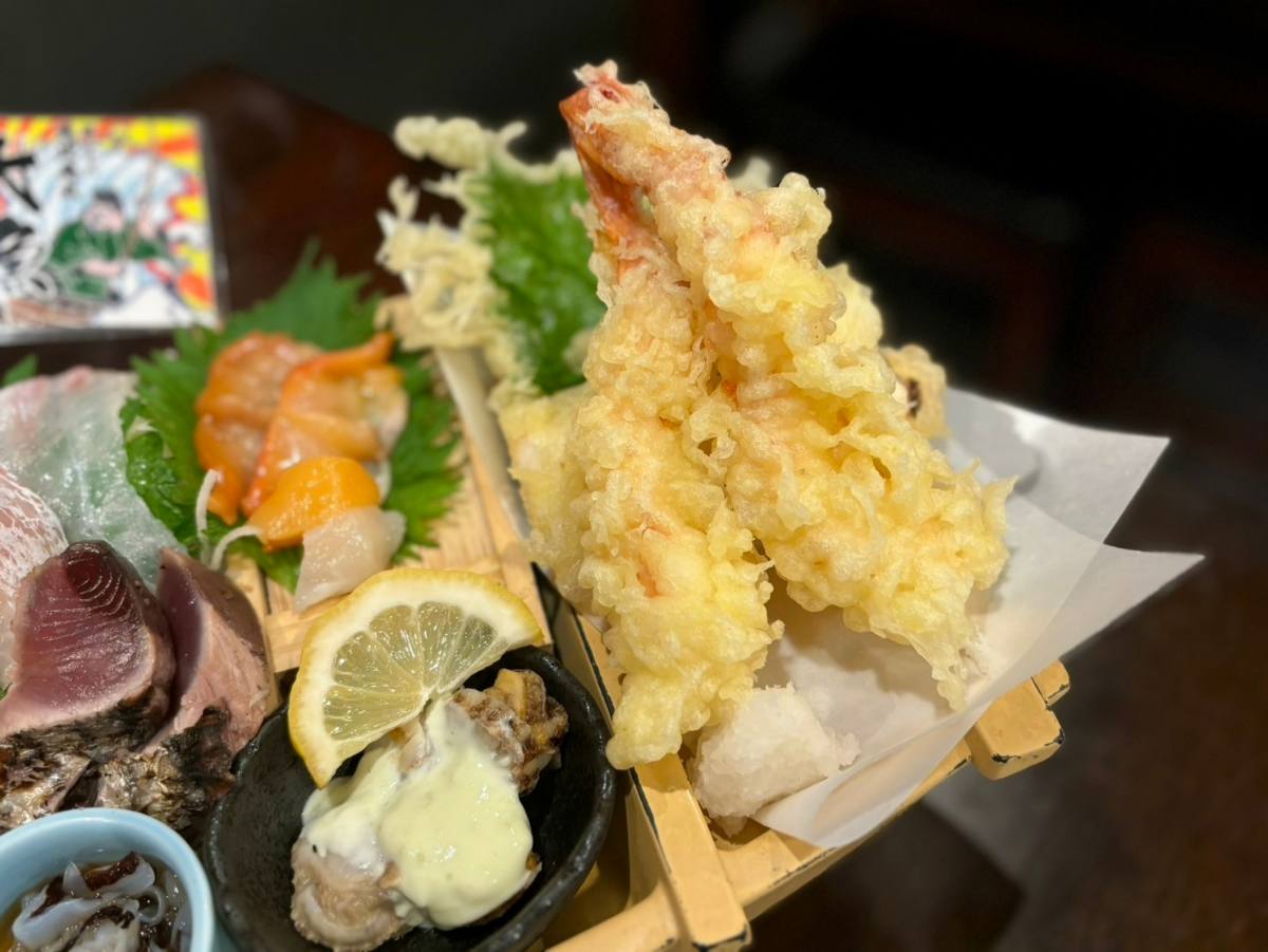 三ノ宮駅すぐ『魚匠 隆明 北野坂本店』でデカ盛り・豪華な舟盛ランチを実食　神戸市 [画像]