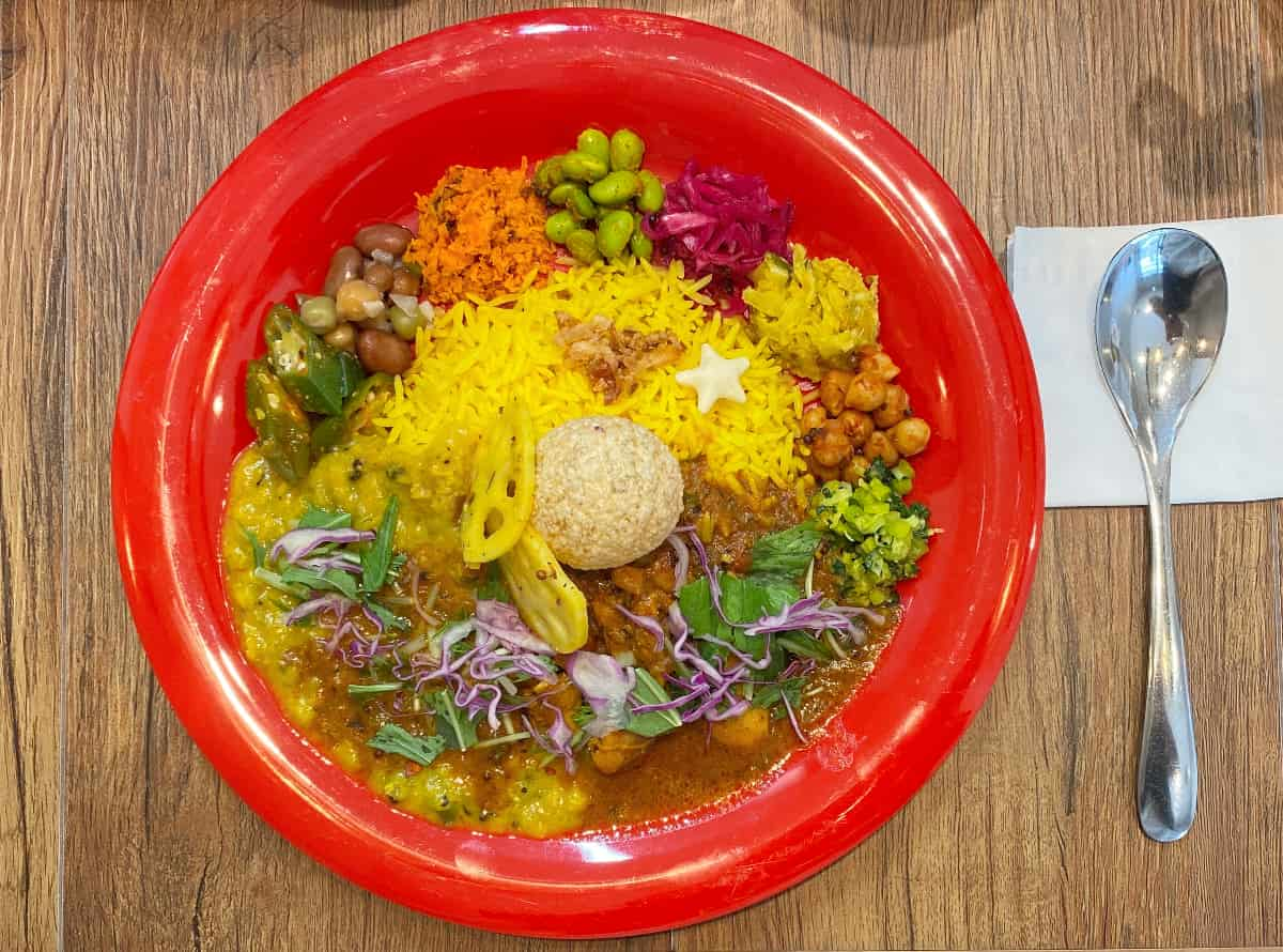 JR芦屋駅近く『PEACE CURRY（ピースカレー）』のスペシャルランカプレートの魅力をレポ　芦屋市 [画像]