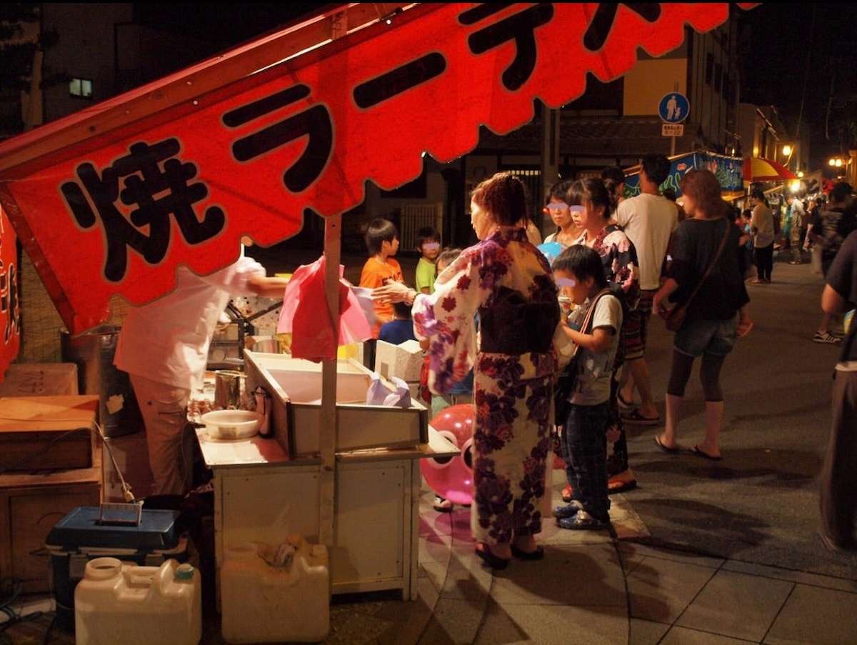 花岳寺通り商店街周辺で「土曜夜店」開催　赤穂市 [画像]