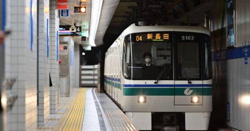 『帰ってきた あぶない刑事』×神戸市営地下鉄コラボでマナー啓発を実施中　神戸市ほか