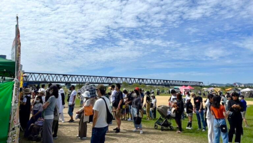 加古川河川敷広場で「第1回 加古川肉フェスタ」初開催　加古川市