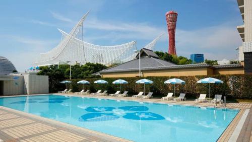 ホテルオークラ神戸の宿泊者限定「屋外プール」が今年もオープン　神戸市