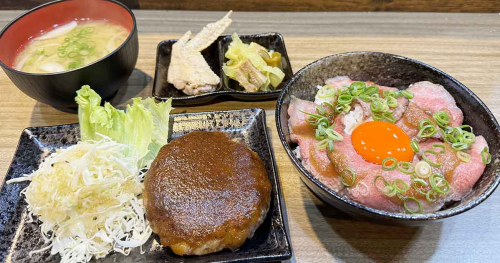 笹原公園前の『溶岩焼 肉屋台 牛とん』で美味しいお肉をガッツリ食べてきました　伊丹市