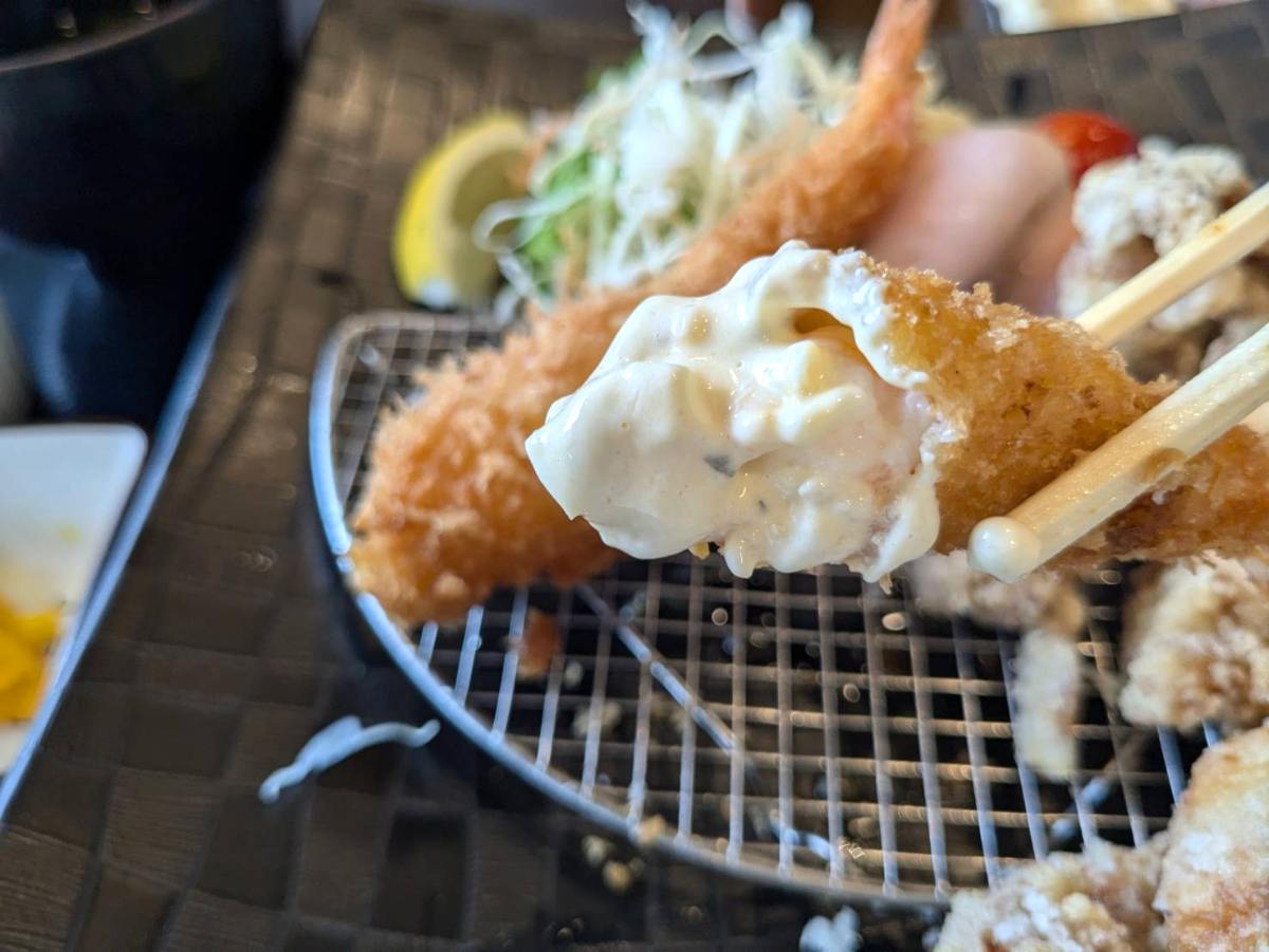 昭和通りにある『レストランマキ』で「海老フライ＆唐揚げ定食」を食べてきました　尼崎市 [画像]