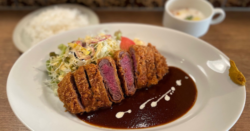 垂水区陸ノ町にある『洋食 さかぐち』の名物ビフカツに舌鼓　神戸市