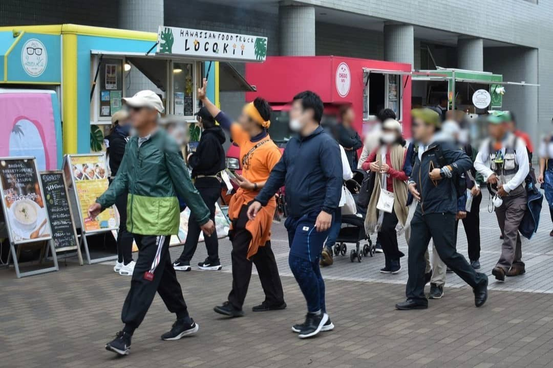 会場には、様々なお店も出店！