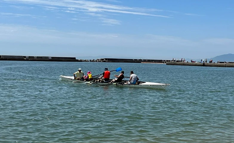 須磨海岸でスマハマプロジェクト「親子ボート体験会」開催　神戸市 [画像]