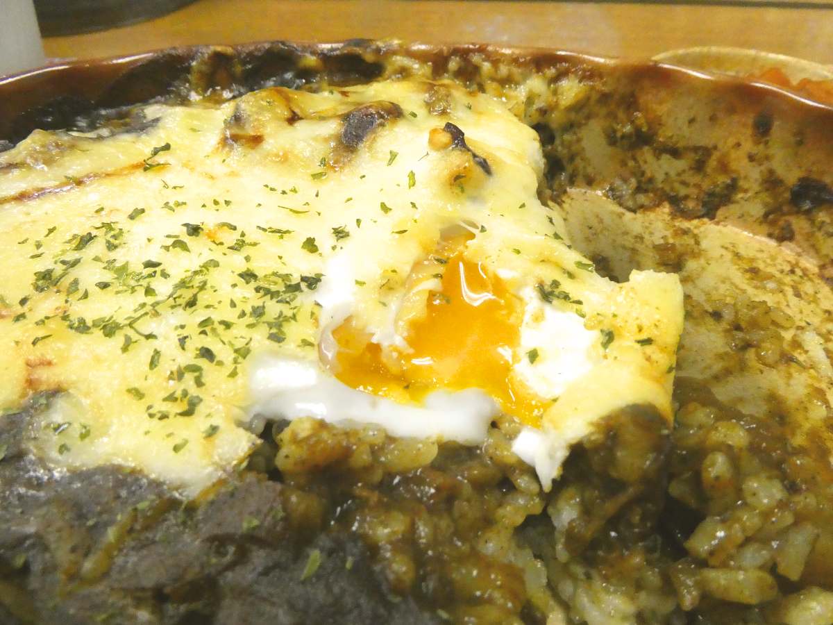 心も体も元気になるカレー屋さん『チャミのカレー』でチーズたっぷり焼きカレーを実食 尼崎市 [画像]