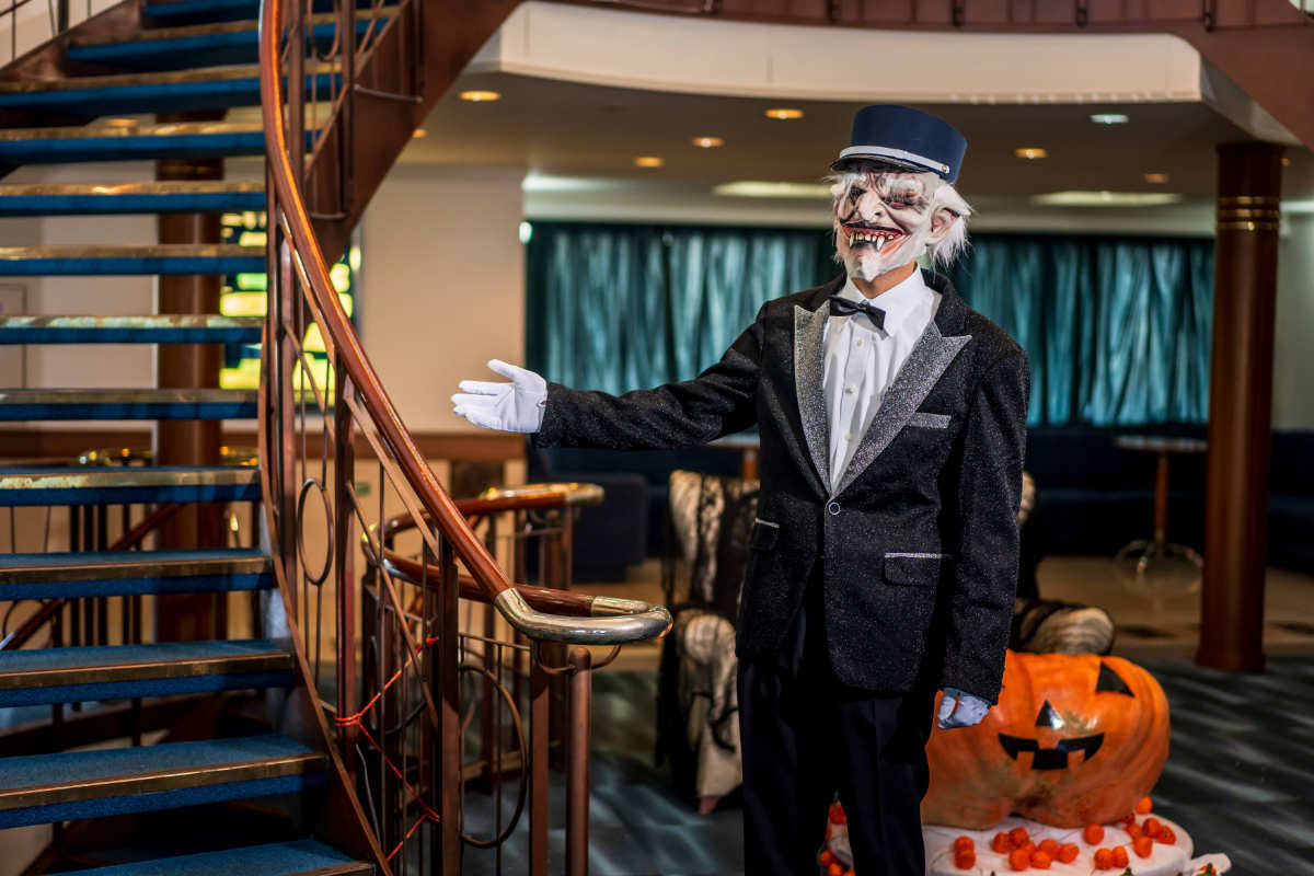 THE KOBE CRUISE コンチェルトで「HALLOWEEN モンスタークルーズ」開催　神戸市　 [画像]