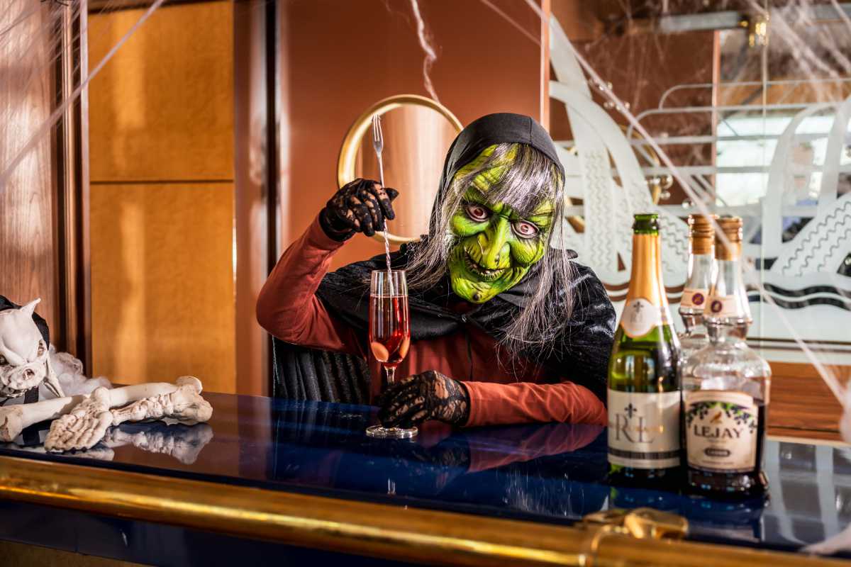 THE KOBE CRUISE コンチェルトで「HALLOWEEN モンスタークルーズ」開催　神戸市　 [画像]