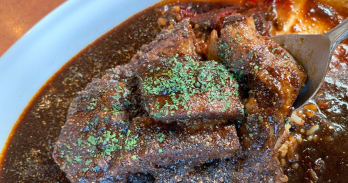 神出町にある『COWBOY CURRY Jr.』でカッパ肉!?を使った名物のカレーライスを実食