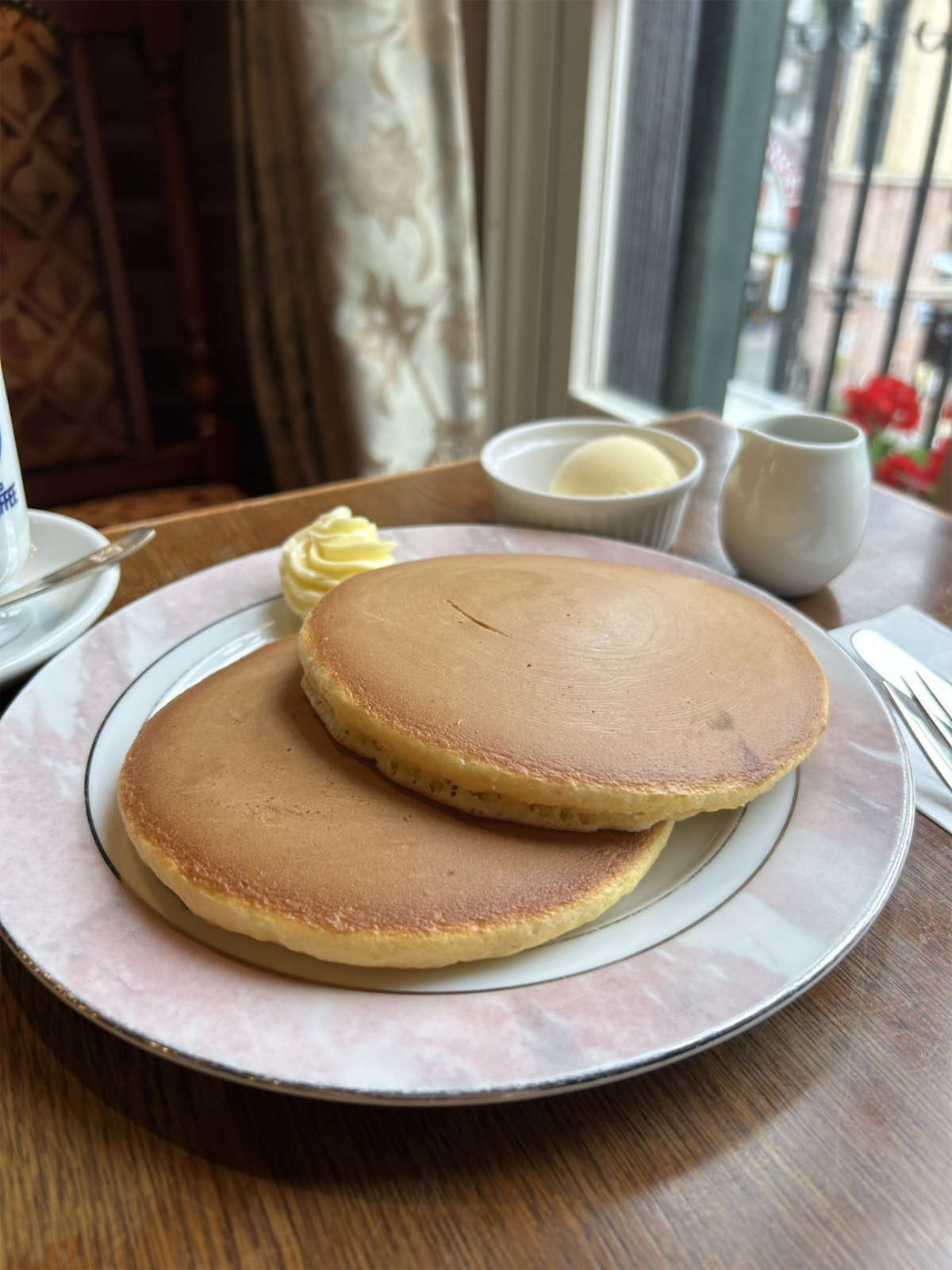 「ホットケーキ」1,050円（ドリンクセットは1,450円）