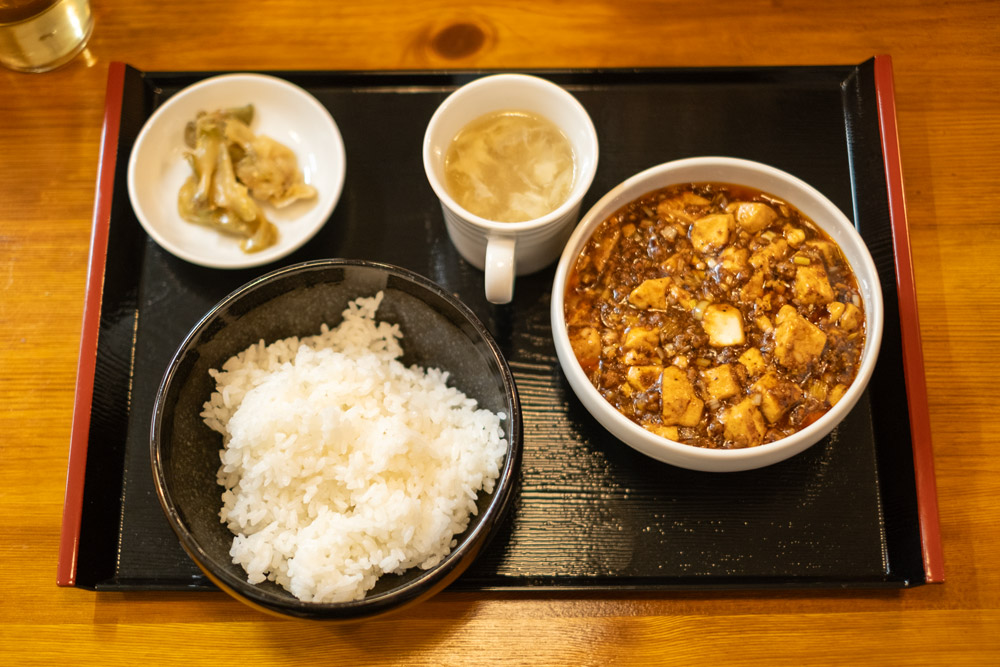 「麻婆豆腐定食」1,000円（税込）辛さは1～5まで選べます。ライスの大盛は＋50円